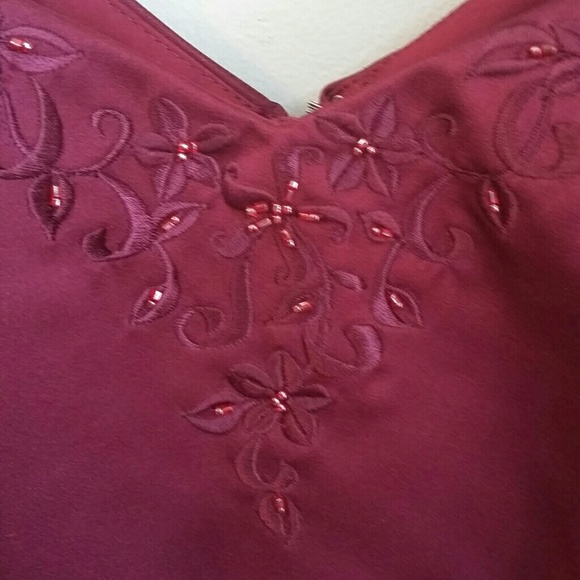 Wine red brides maid top, shirt,  and shoulder cover set. - Picture 3 of 7